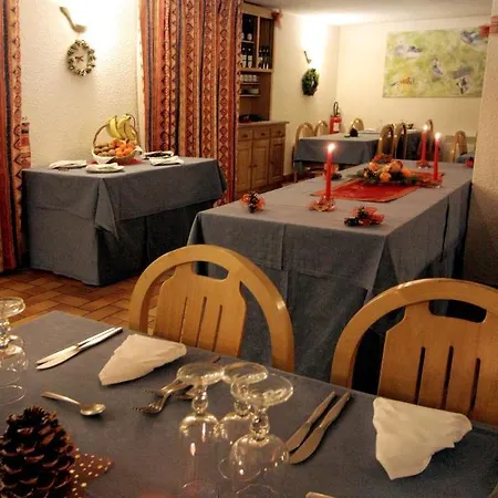 Hotel Jam Session 3*