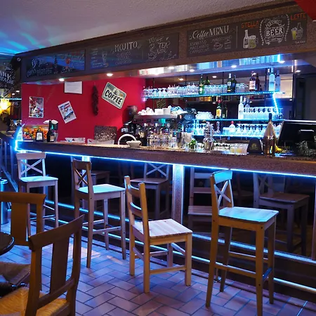 Jam Session Ξενοδοχείο Λε Ντεζ Αλπ